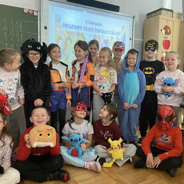 1b Dzień Postaci z Bajek