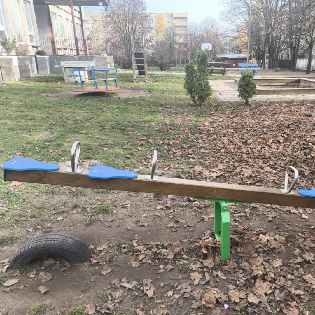 Read more about the article Nasz plac zabaw zyskał nowe atrakcje