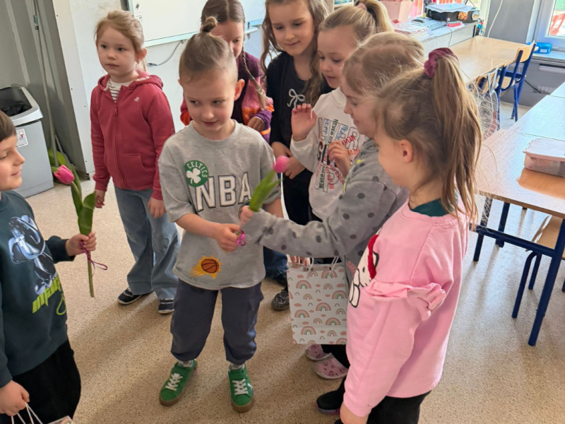 Dzień Kobiet w klasach 0
